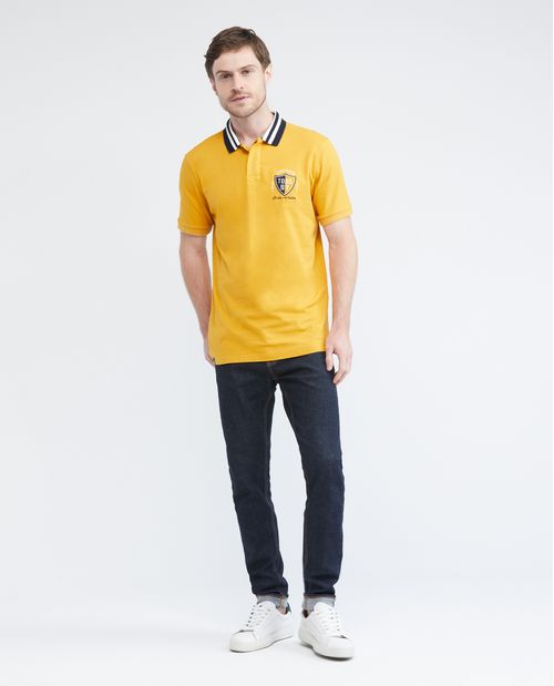 Camiseta de Hombre Tipo Polo, Slim Fit Manga Corta - TOGS Aplique Bordado Escudo