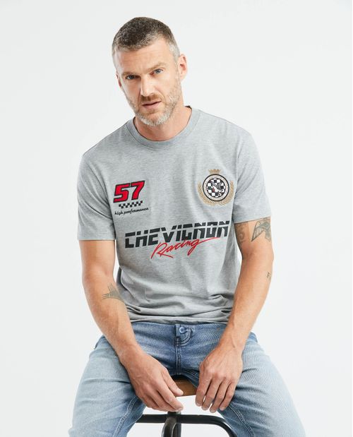 Camiseta Gráfica de Hombre, Slim Fit Cuello Redondo - Chevignon Racing Tela Jaspeda
