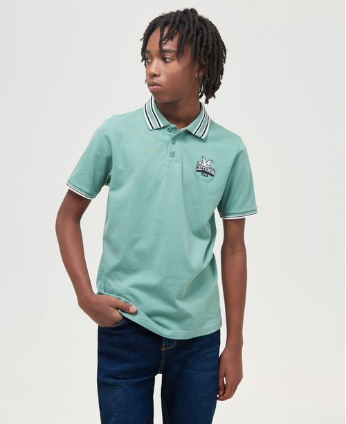 Camiseta de Niño Tipo Polo, Straight Fit Manga Corta - Diseño Fondo Entero con Cuello Tejido con Líneas en Contraste