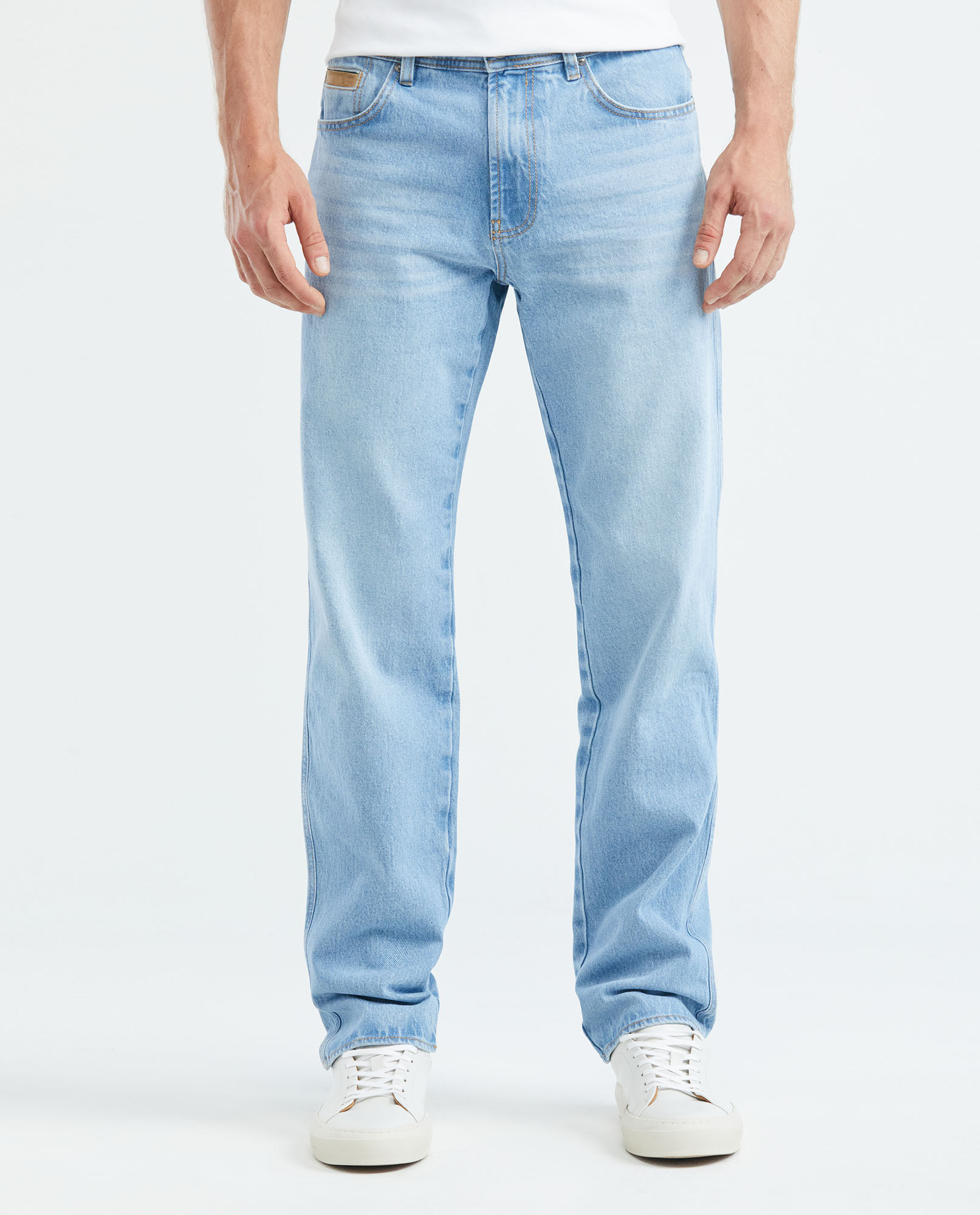 Jeans de mezclilla Stretch MCHK 8008. Tiro Alto, Color azul claro. Para  hombre MCHK Stretch Fit