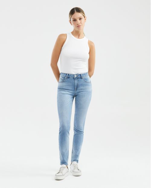Jean de Mujer High Rise, Cosmo, Bota Skinny - Azul Claro Pretina Renovada