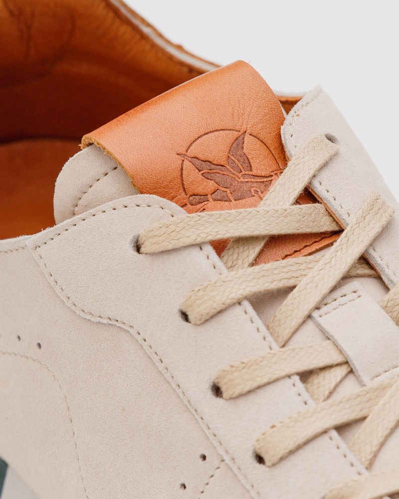 Tenis de Hombre Estilo Runner Cuero Gamuzado Repujados Decorativos Compra Online