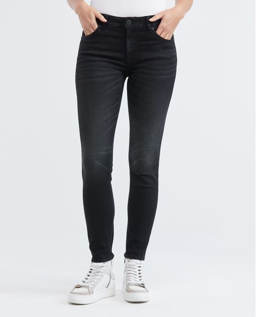 Jean de Mujer High Rise, Cosmo, Bota Skinny - Negro