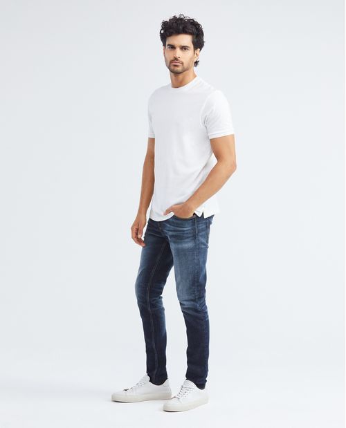 Camiseta de Hombre, Classic Fit Cuello Redondo - Detalle Líneas 3D