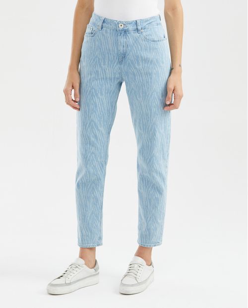 Jean de Mujer Medium Rise, Boyfit, Bota Skinny - Azul Claro Textura a Láser