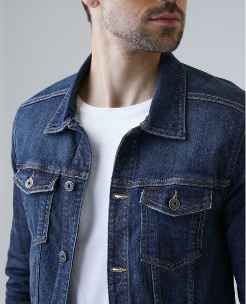 Chaqueta Ultra Oscura