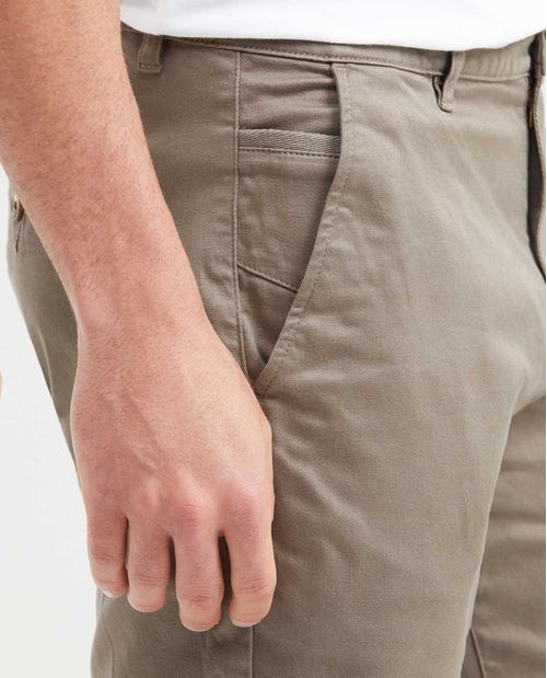 Pantalón Tipo Chino Regular Fit Boot Cut para Hombre