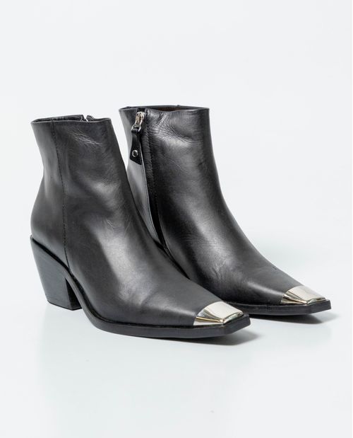 Botas Tipo Western en Cuero para Mujer