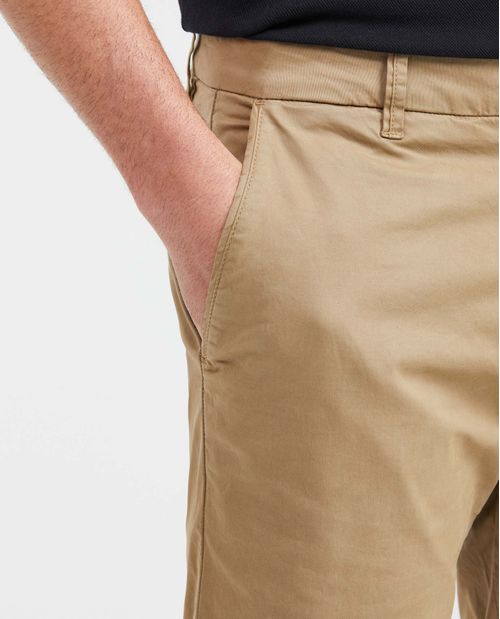 Pantalón Tipo Chino Regular Fit Bota Slim para Hombre