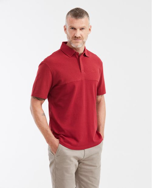 Camiseta Polo Classic Fit con Diseño en Bloques de Tela para Hombre