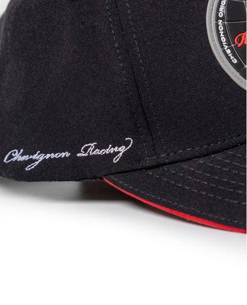 Gorra unisex 5 cascos en ripstop, aplique PVC, bordado racing, visera roja