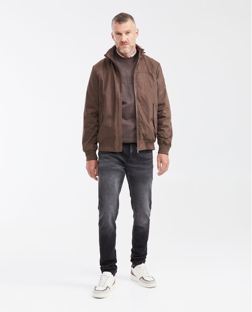 Jean Súper Slim Fit Tiro Bajo Bota Super Slim Color Negro para Hombre