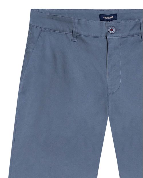 Pantalón de Hombre Chino Tiro Medio con Bolsillos Diagonales en Mezcla de Algodón