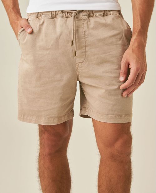Bermuda de Hombre con Pretina Elástica Tacto Papeloso en Mezcla de Algodón