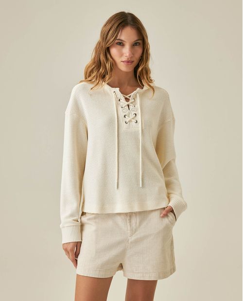 Buzo de Mujer Cerrado Silueta Amplia Media Perilla Textura Galleta en Mezcla de Algodón