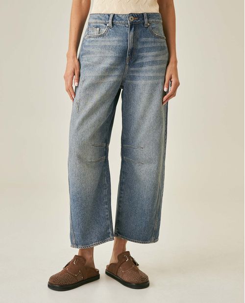 Jean de Mujer Special Fit Barrel Crop Tiro Super Alto con Bigotes Visibles Lavado Medio en Mezcla de Lyocell y Algodón