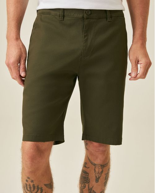Bermuda de Hombre Tipo Chino con Bolsillos de Ribete en Mezcla de Algodón