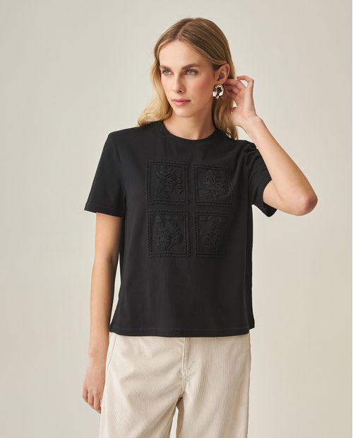 Camiseta Bordada de Mujer