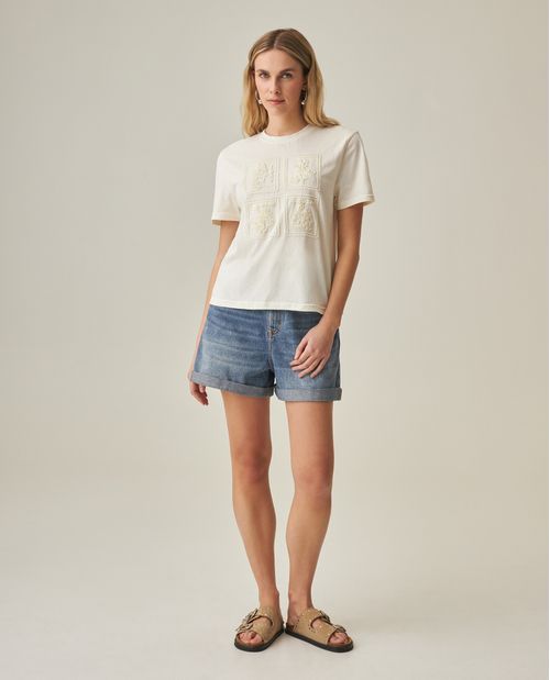 Camiseta Bordada de Mujer