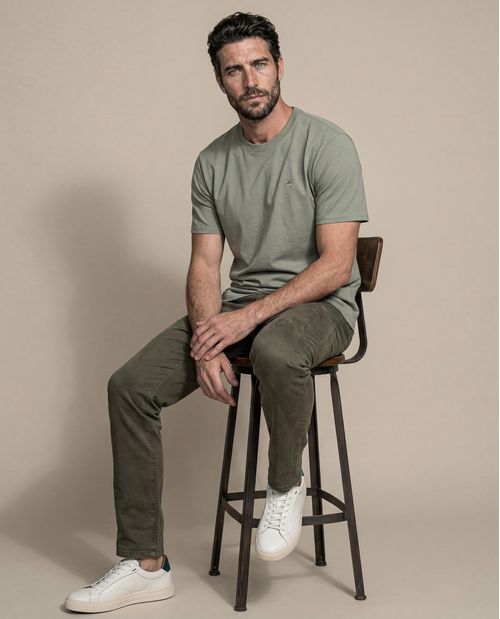 Pantalón de Hombre 5 Bolsillos Relaxed Fit Tiro Medio Tacto Peach con Reservas en Mezcla de Algodón