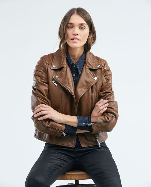 Women's Jacket: Timeless Leather Elegance