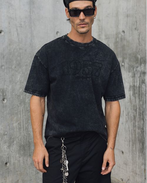 Camiseta Gráfica con Efecto Lavado para Hombre - Colombiamoda