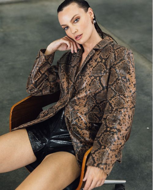 Chaqueta Tipo Blazer de Cuero Efecto Serpiente para Mujer - Colombiamoda