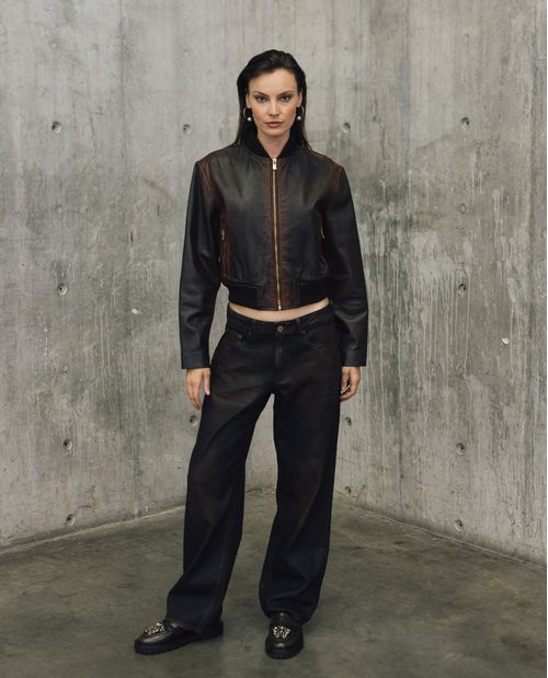 Chaqueta Cropped de Cuero Efecto Envejecido para Mujer - Colombiamoda
