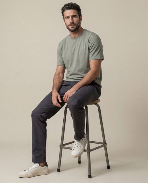 Pantalón Chino Tiro Medio Para Hombre