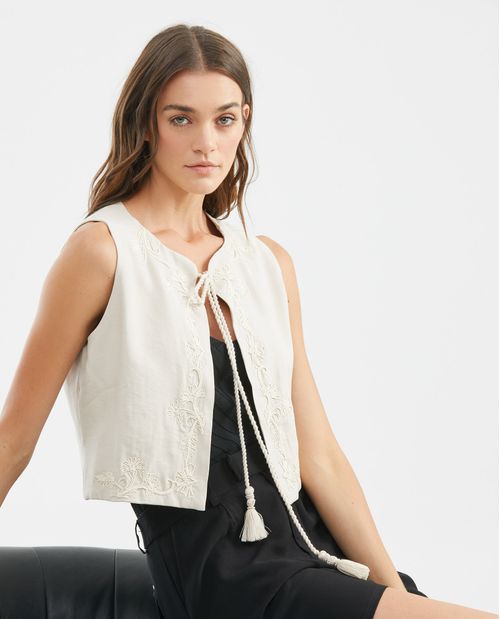Camisa de Mujer, Tipo Chaleco Manga Sisa Cuello Redondo - Bordado